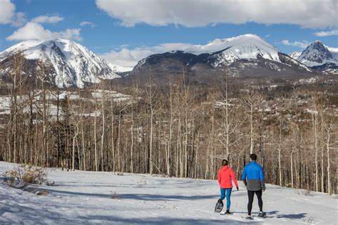 A Visitors Guide To Silverthorne Colorados Shopping Ski Town