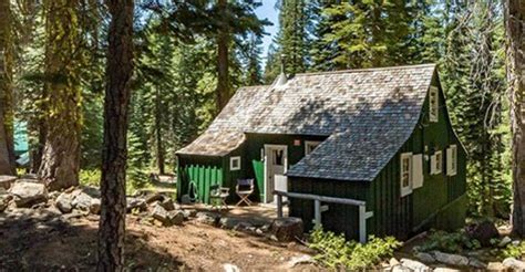 Cozy Painted Green Log Cabin The Interior Is Perfect