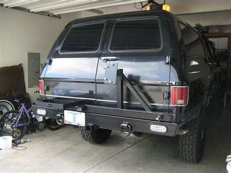Rear Bumper For The Suburban 4x4 K5 Blazer And Vehicle