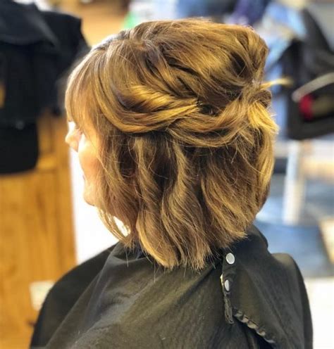 Mother Of The Bride Hairstyles 24 Elegant Looks For 2018