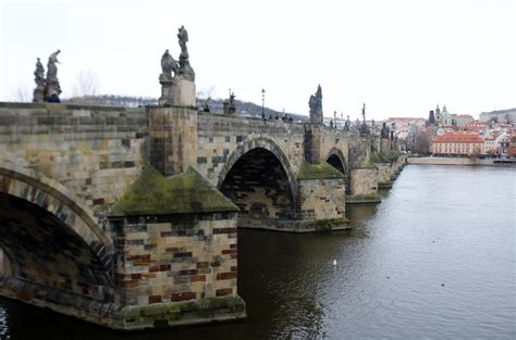 チェコ・プラハのカレル橋 エクステリアのトレド 長野市
