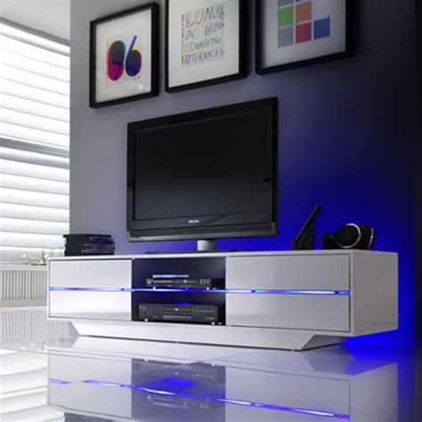 It has good color accuracy and supports hdr10 — but not dolby vision — for improved contrast. 5 best TV stands for bedroom - Hometone - Home Automation ...
