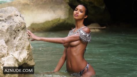 Lais Ribeiro Sexy For The 2017 Sports Illustrated Swimsuit Issue AZNude