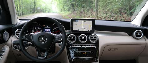 The new arocs remains true to its virtues, and continues to excel with power, robustness and efficiency. Mercedes-Benz Dashboard Warning Lights | Mercedes-Benz of ...