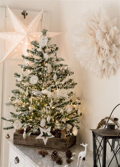 82 Beautiful Tabletop Christmas Tree Decor Ideas Shelterness