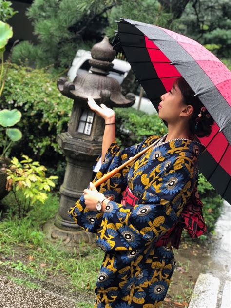 雨の日こそ京都で着物レンタルが楽しい｜雨の日に着物を楽しむコツとおすすめスポットなど 京都着物・浴衣レンタル【咲く都】｜京都着物・浴衣