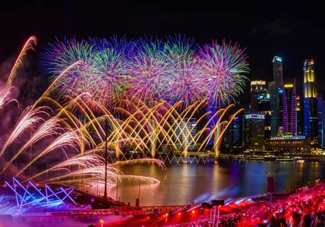 singapore s biggest countdown event marina bay singapore returns with fireworks light shows