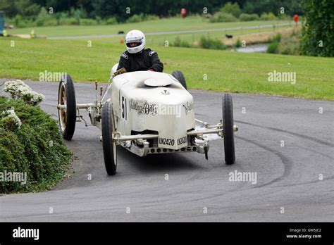 Dr Robert Dyke Steers His 1905 White Racing Steam Car Whistling Billy