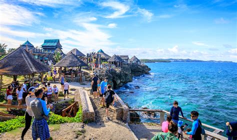 Philippines Targets Record Tourist Numbers In 2019 Arab News