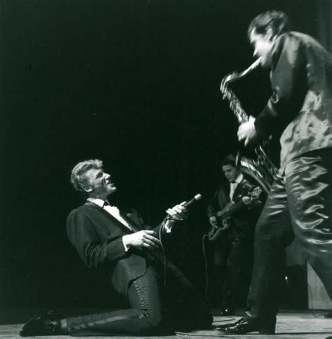 Johnny hallyday — ma gueule 03:53 johnny hallyday — hey joe 03:06 johnny hallyday — allumer le feu 04:21 Johnny Hallyday (1961) | Johnny hallyday, L olympia, Olympia