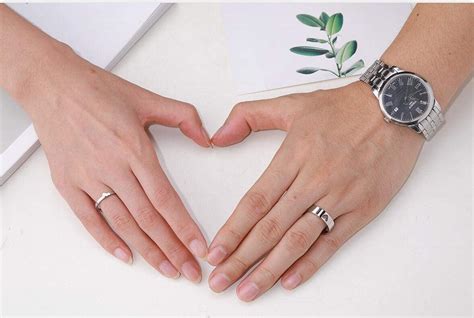 Lavumo Matching Heart Promise Rings For Couples I Love You