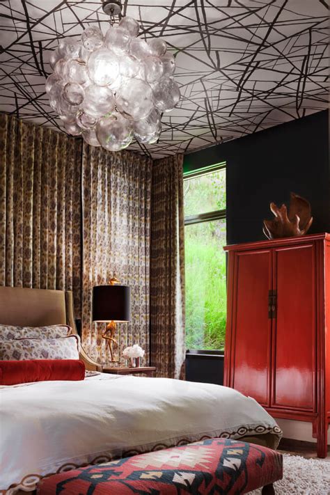 12 Unconventional Eclectic Bedroom Design Ideas