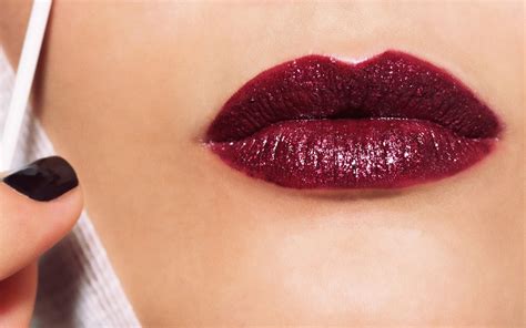 We have an extensive collection of amazing background images carefully chosen by our community. Free Best Pictures: Beautiful Red Lips-1920x1200 ...