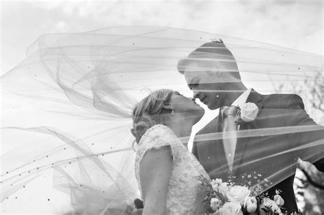 See The Most Stunning And Emotional Wedding Photos Of 2015 Wedding