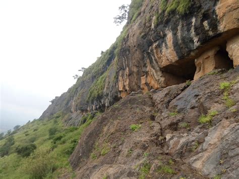 Junnar Caves : Lenyadri Caves aka Ganesh Caves in Junnar in Maharashtra | The journey of a 