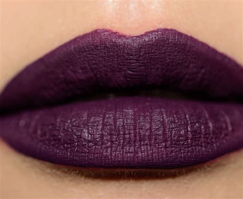 Fenty Beauty Undefeated Stunna Lip Paint Longwear Fluid Lip Color