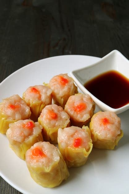 Premium Photo Shrimp And Pork Filled Chinese Steamed Dumplings Or Shumai