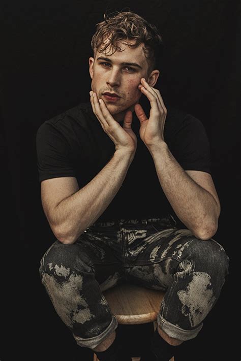 13 reasons why star tommy dorfman reintroduces herself as a transgender woman. Poze Tommy Dorfman - Actor - Poza 2 din 7 - CineMagia.ro