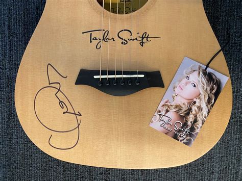 Charitybuzz Taylor Swift Signed Guitar
