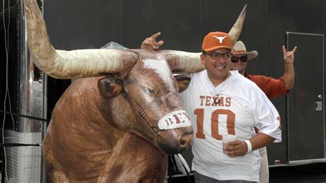 Texas Mascot Bevo Barred From Attending Game At Kansas