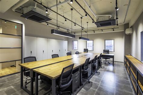 作業効率アップ オフィスの照明の選び方｜照明の種類と効果を徹底解説します。 株式会社to｜名古屋の建築デザイン設計事務所