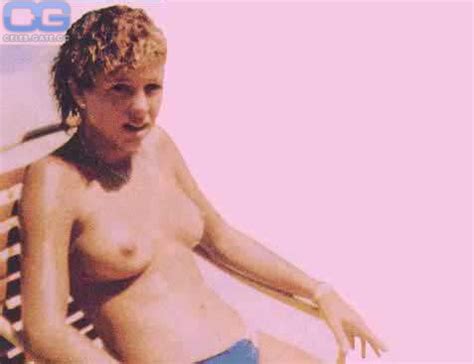 Kristy Mcnichol Nackt Nacktbilder Playboy Nacktfotos Fakes Oben Ohne