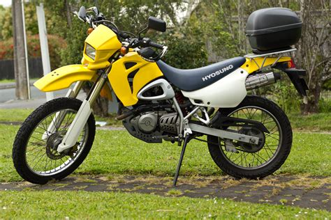 Similar to the aquila pro gv250, the gv300 also has oodles of chrome on its person. The History Of Hyosung Motorcycles