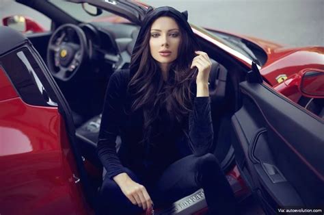 super car girls every men needs to see 20 pictures mentags in 2021 car girls super cars