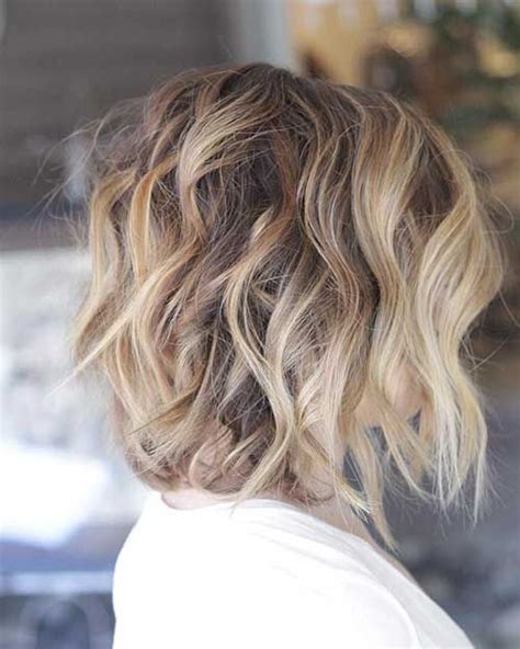 20 Best Short Hairstyles For Thick Hair 2021 Short Haircuts For Women