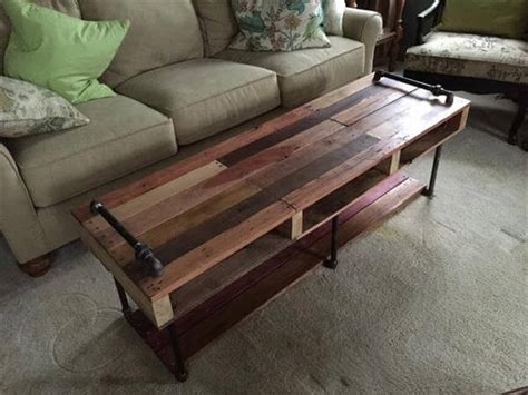 Diy Industrial Pipe And Pallet Coffee Table 101 Pallets