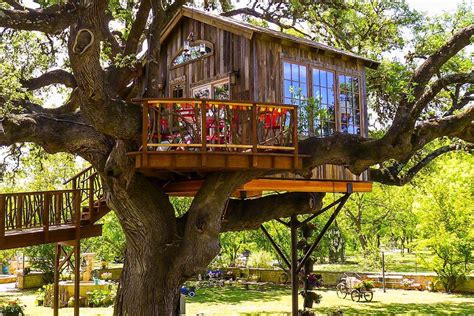 Ce Menuisier Fabrique D Incroyables Cabanes Et Maisons Dans Les Arbres