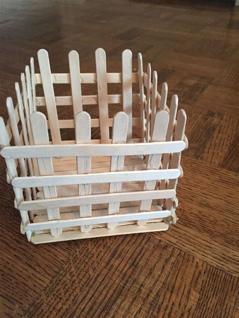 Diy Popsicle Stick And Hot Glue Basket Pasqua