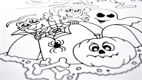 Desene De Halloween De Groază Cu Fantome Lilieci Sau Dovleci Desene
