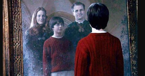 Гарри поттер переходит на второй курс школы чародейства и волшебства хогвартс. Harry Potter: 10 Characters You Didn't Realize Harry Was ...