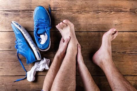 Sprained Ankle First Aid Steps What You Should Do First Readers Digest