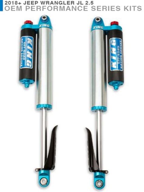 King Shocks Rear Piggyback Shocks With Finned Reservoirs 3 5 Inch Lift