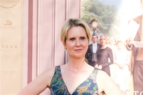 cynthia nixon says miranda was always queer with lesbianic qualities on sex and the city