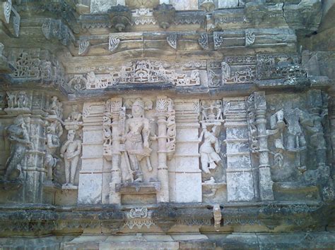 Tourist guide dholavira harppan civilization kutch gujarat. Gujarat Tourist Guide: Dholavira Excavation | Ancient ...