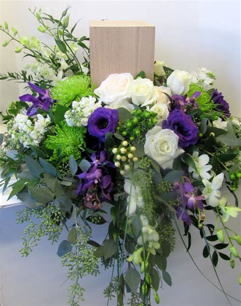 Gourmet gift baskets, pears & fruits, chocolates & sweets Sympathy Floral Designs | Flirty Fleurs The Florist Blog ...