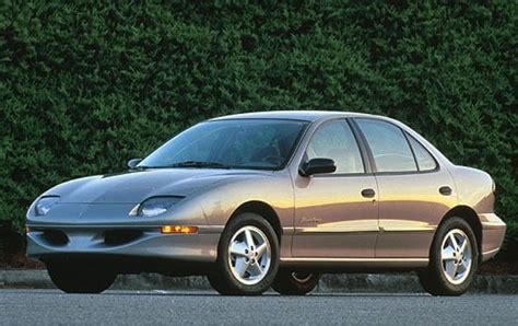 1995 Pontiac Sunfire Review And Ratings Edmunds