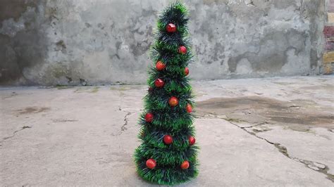 Yeni Il Yolkası Necə Hazırlanır Diy Christmas Tree Youtube
