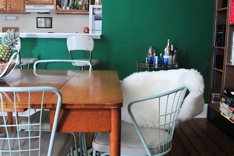 The Best Paint Colors 10 Valspar Bold Brights Apartment Therapy