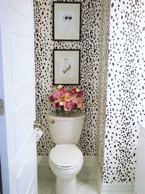 Powder Room Reveal ~ Suburban Faux Pas