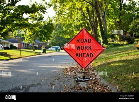 Ahead Construction Hi Res Stock Photography And Images Alamy