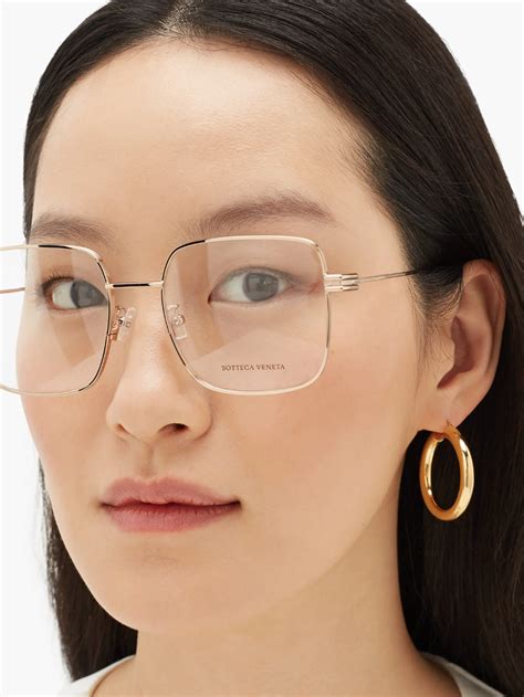 Ridged Frame Square Metal Glasses Bottega Veneta Matchesfashion Fr Retro Eyeglasses Retro