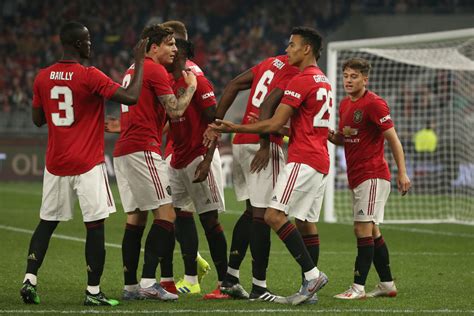 A manchester united football club anglia egyik leghíresebb és legsikeresebb labdarúgóklubja. Five reactions from Manchester United's 4-0 win over Leeds ...