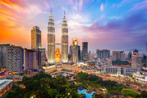 Six Things You Must do When Visiting Malaysia - Real Word