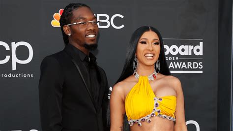 Cardi B Files For Divorce From Offset After 3 Years Of Marriage Kiss Fm