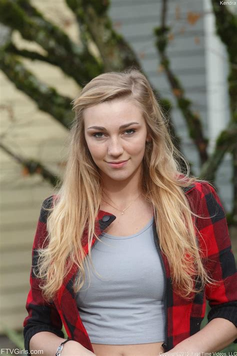 Kendra Sunderland Nude Public Flashing Onlyfans Set Leaked Leaked