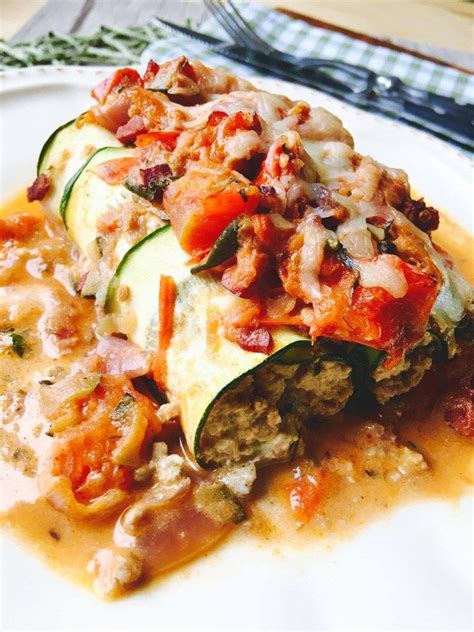 Courgettes) or baby marrow (cucurbita pepo) is a summer squash. Low Carb Zucchini Cannelloni mit Hackfleisch-Frischkäse ...